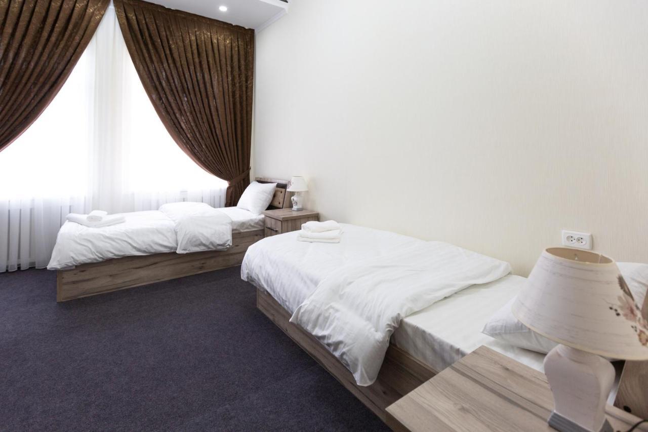 Light Hotel Tasken Kültér fotó