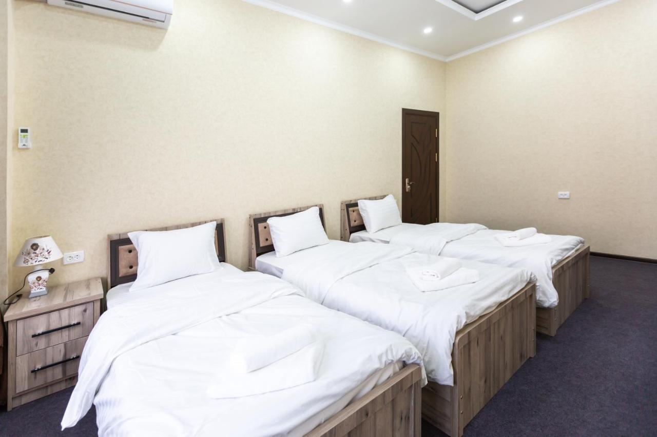 Light Hotel Tasken Kültér fotó